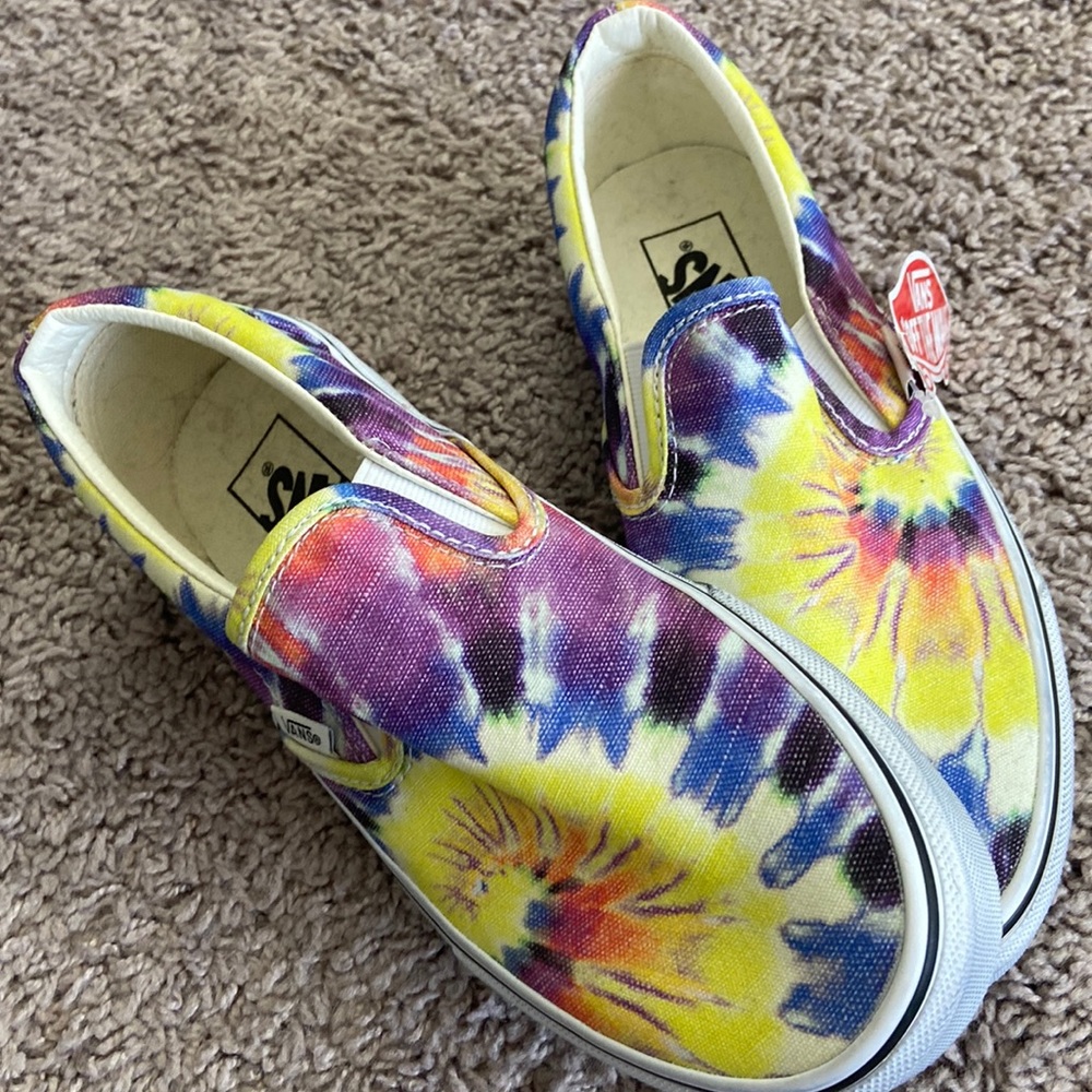 Vans slip on tie dye pattern